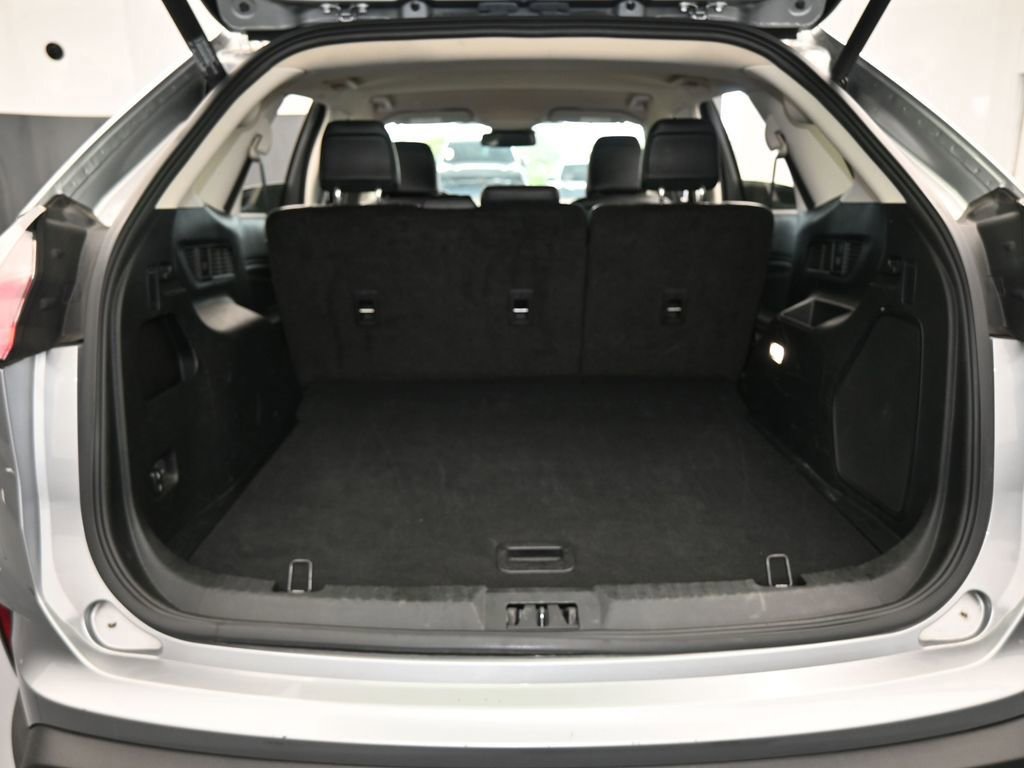 Certified 2022 Ford Edge Titanium w/ Equipment Group 301A image 37