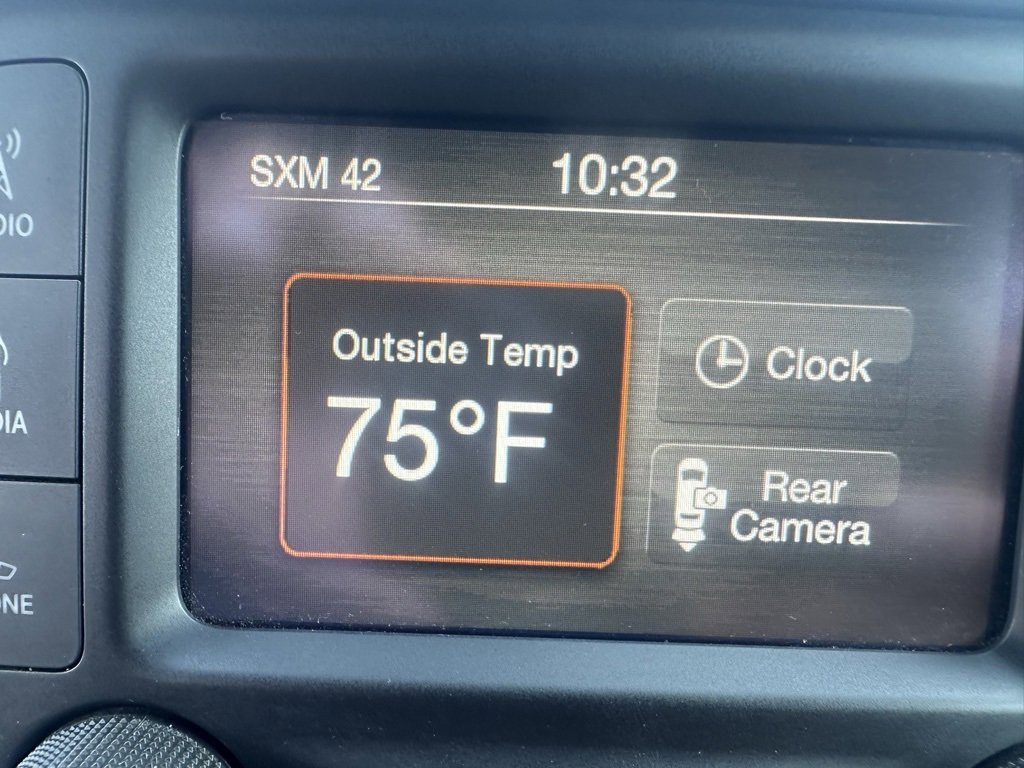 Used 2024 RAM 3500 Tradesman w/ Chrome Appearance Group image 16