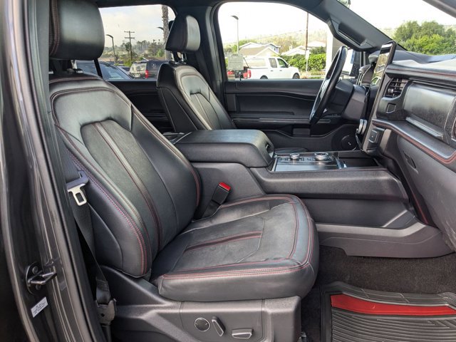 Used 2023 Ford Expedition Limited image 24
