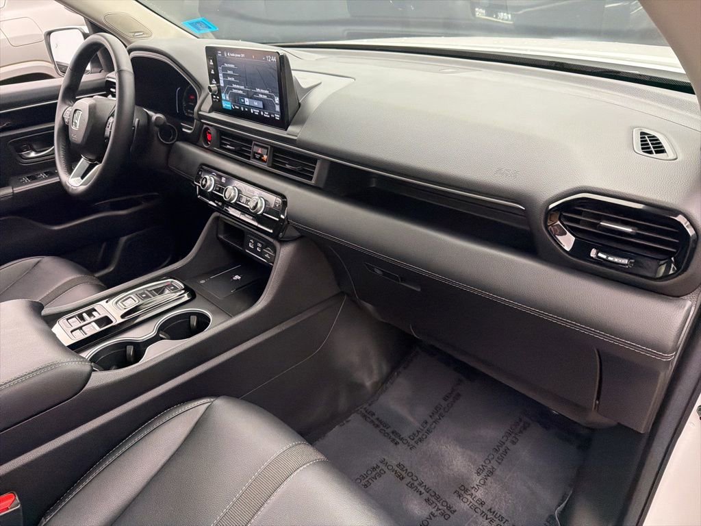 Used 2025 Honda Pilot Touring image 30