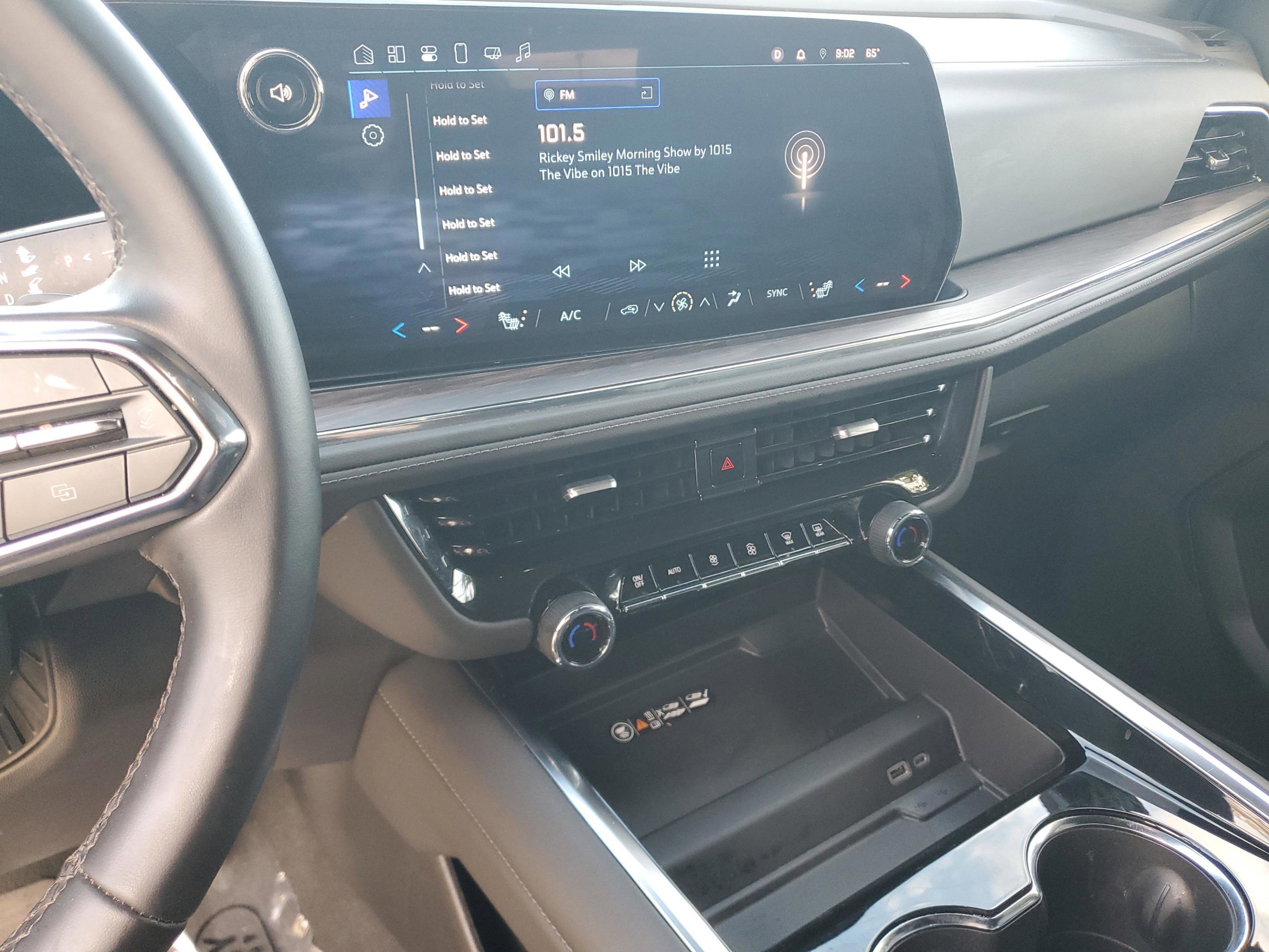 Used 2025 Chevrolet Tahoe LT image 26