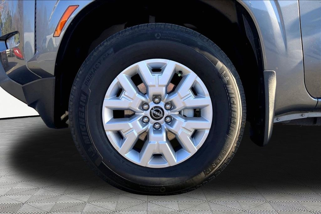 Used 2023 Nissan Frontier SV w/ SV Convenience Package image 21