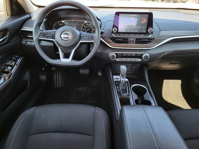 Used 2023 Nissan Altima 2.5 SV image 27