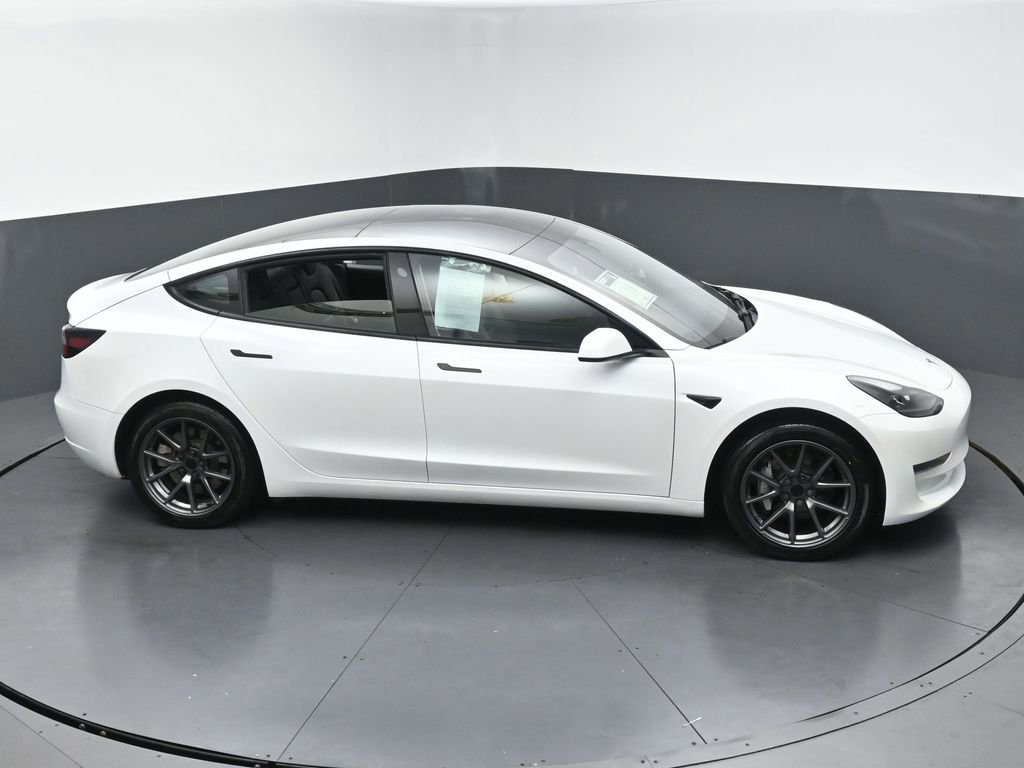 Used 2023 Tesla Model 3 Standard Range RWD image 42