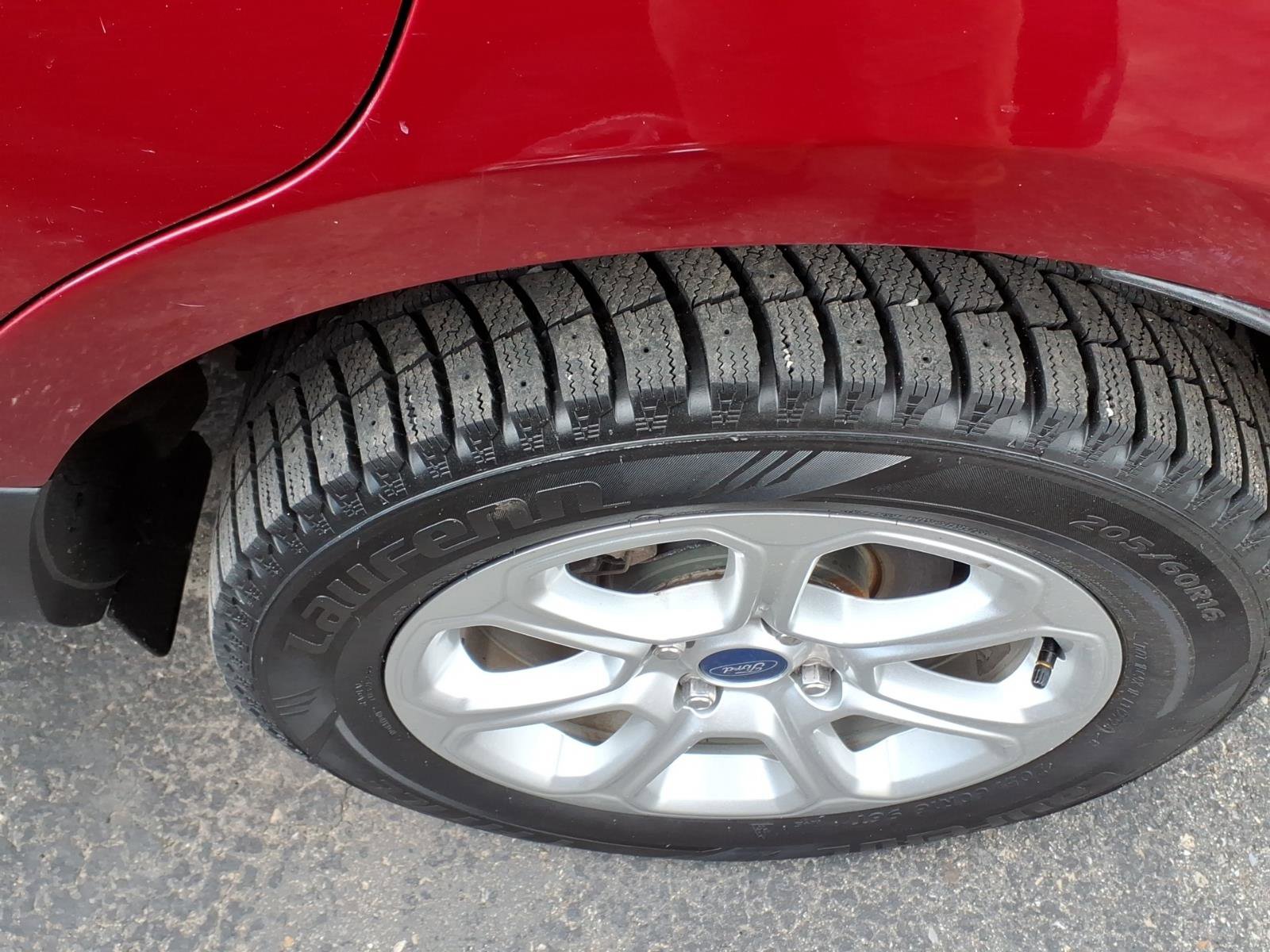 Used 2018 Ford EcoSport SE w/ SE Convenience Package AWD/4WD image 6