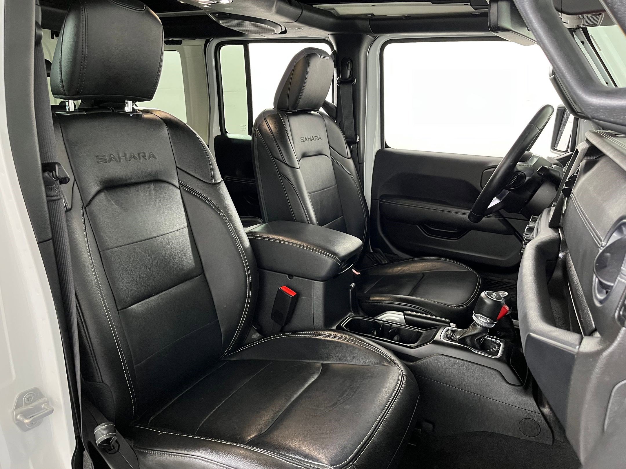 Used 2021 Jeep Wrangler Unlimited Sahara w/ Cold Weather Group image 26