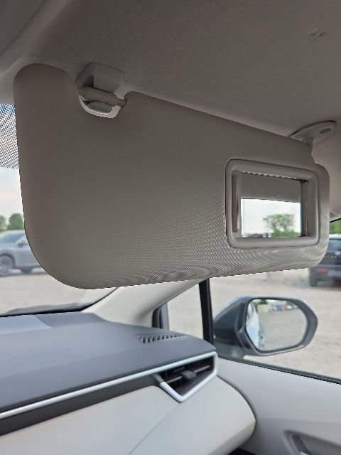 Used 2025 Toyota Corolla LE w/ LE Premium Package FWD image 32