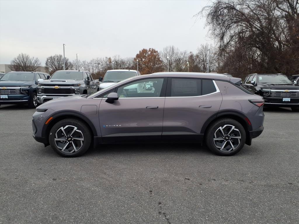 New 2026 Chevrolet Equinox EV LT image 6