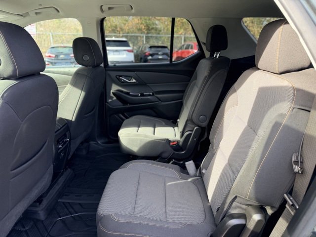 Used 2020 Chevrolet Traverse LT image 26