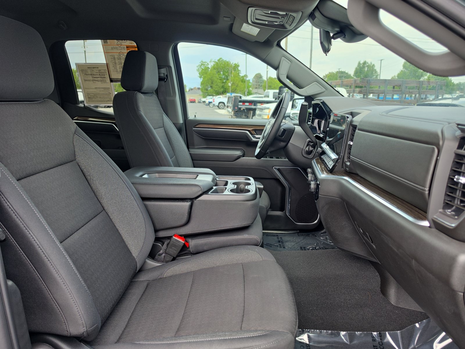 Certified 2026 Chevrolet Silverado 1500 LT AWD/4WD image 27
