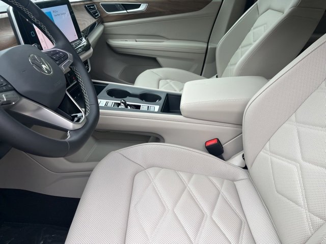 New 2026 Volkswagen Atlas SE image 9