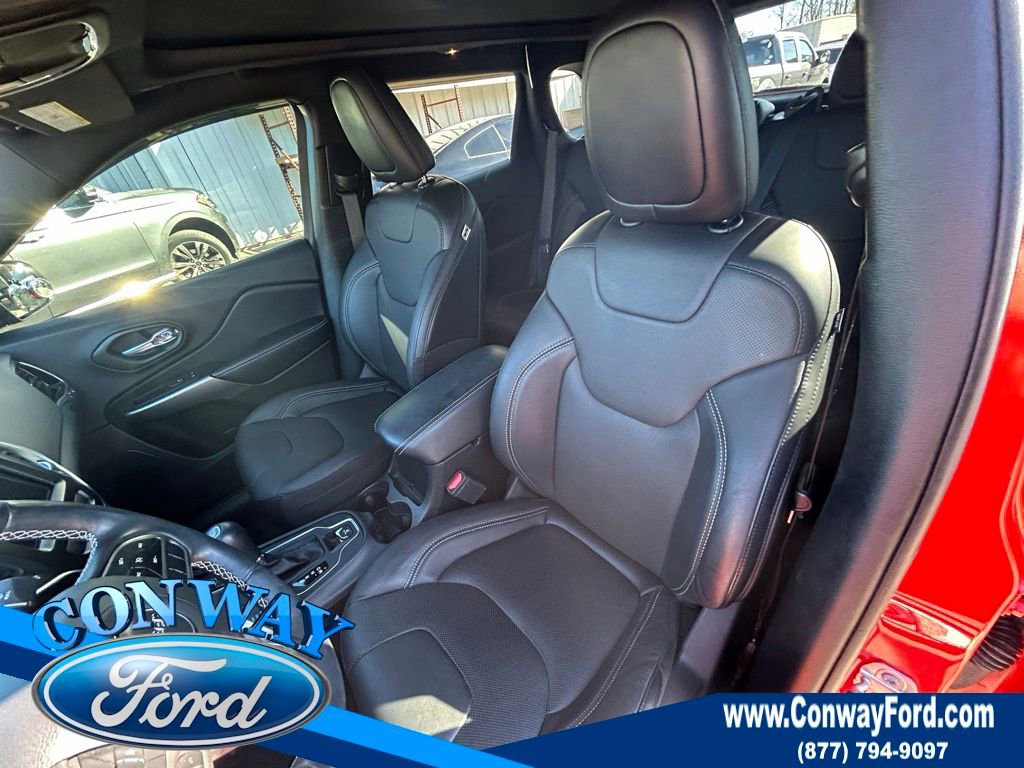 Used 2021 Jeep Cherokee Latitude Lux 80th Anniv w/ Quick Order Package 26U 80TH image 29