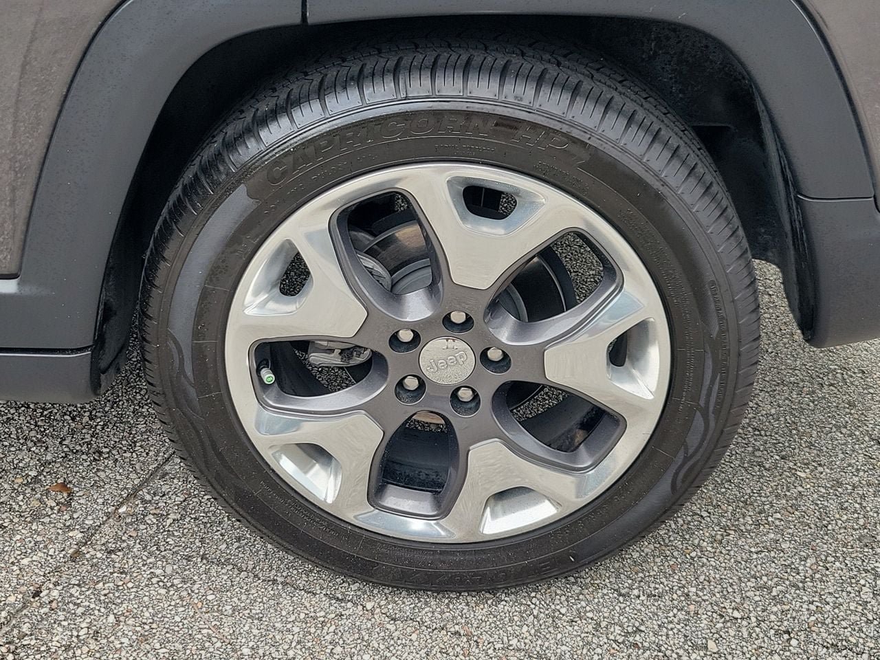 Used 2021 Jeep Compass Limited w/ Sun and Sound Group FWD image 5