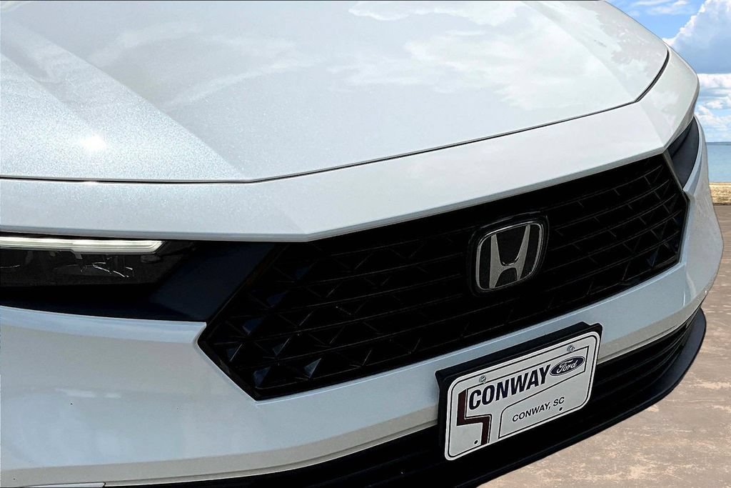 Used 2023 Honda Accord EX image 34