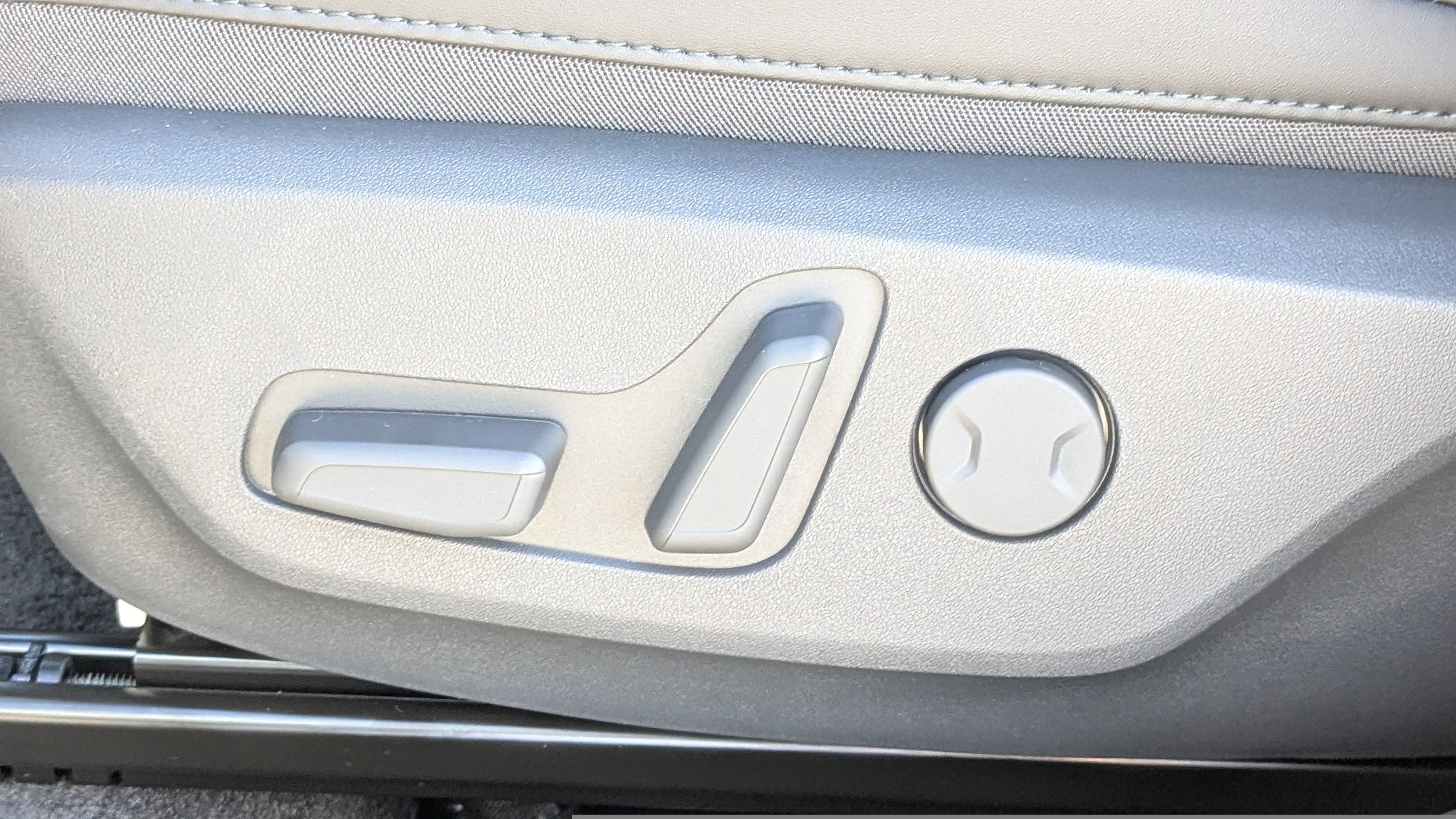 New 2025 Kia Niro SX image 23