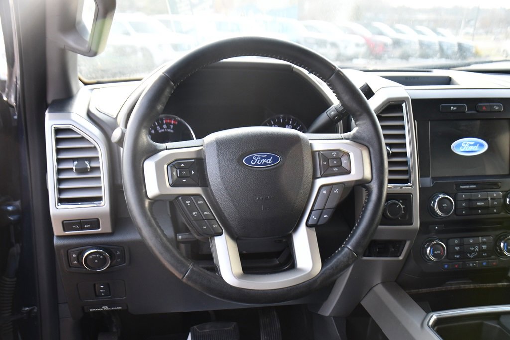 Used 2017 Ford F350 Lariat image 12