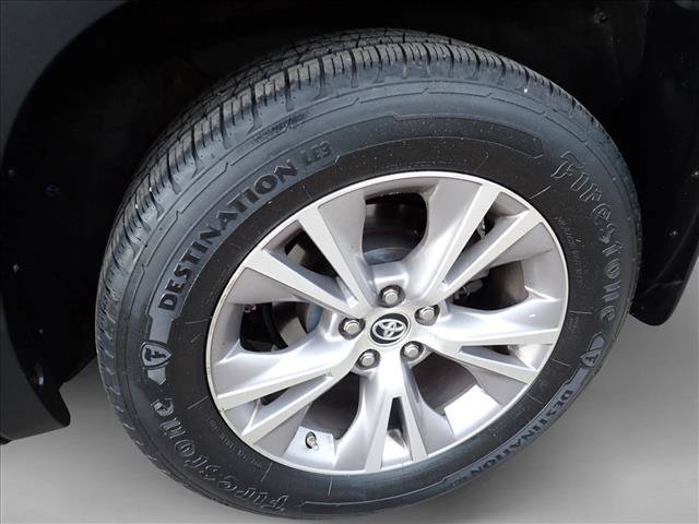 Used 2015 Toyota Highlander XLE AWD/4WD image 4