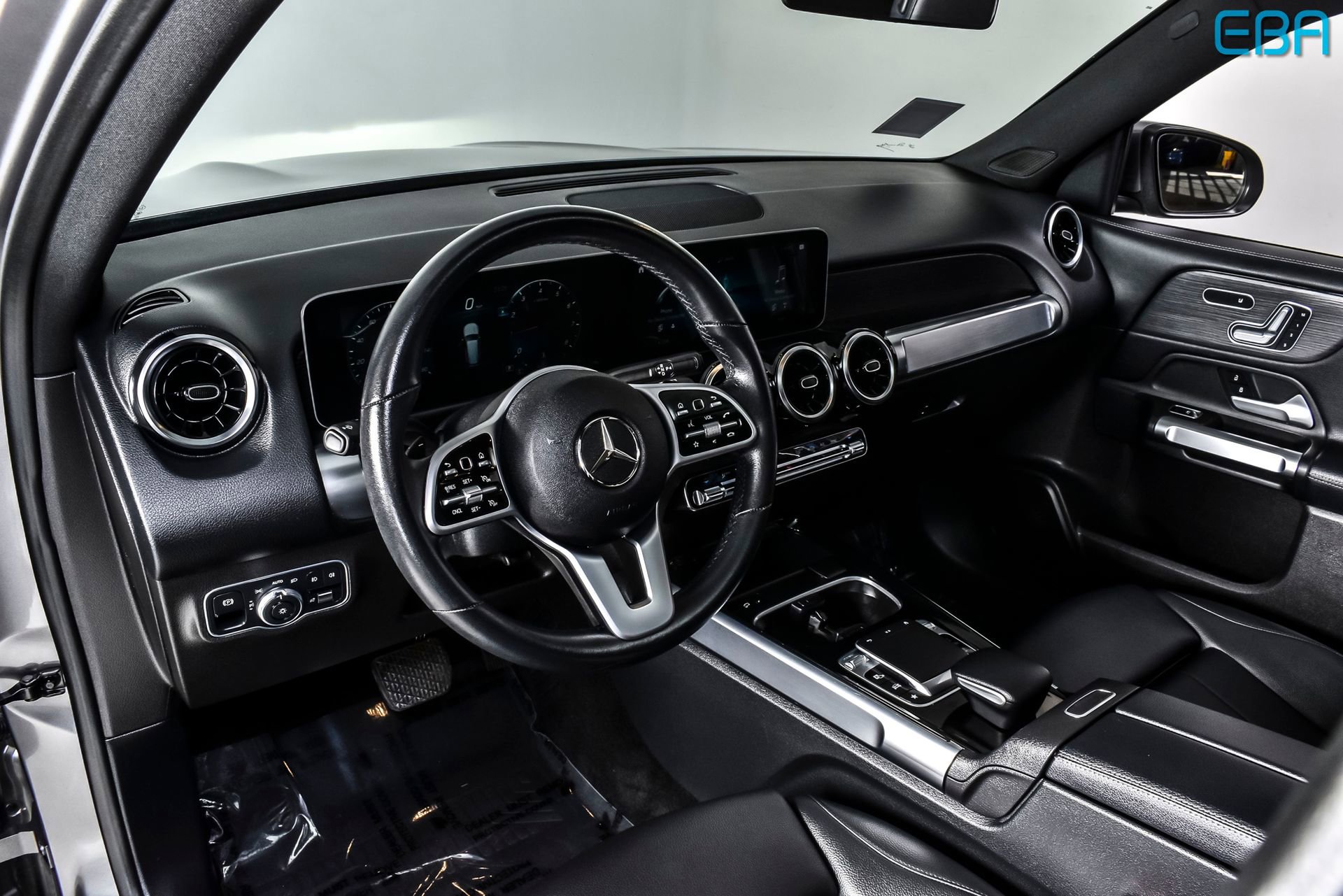 Used 2020 Mercedes-Benz GLB 250 4MATIC image 17