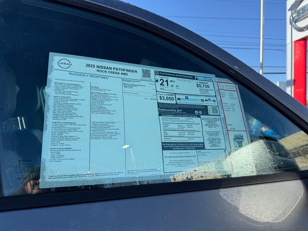 New 2025 Nissan Pathfinder Rock Creek image 7