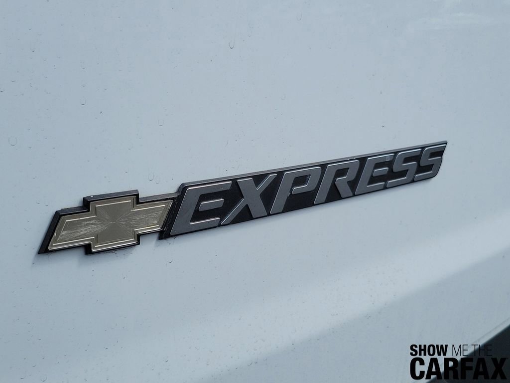 Used 2020 Chevrolet Express 3500 LS RWD image 8