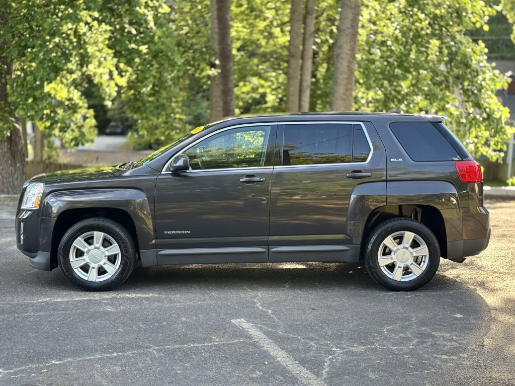Used 2013 GMC Terrain SLE FWD image 3