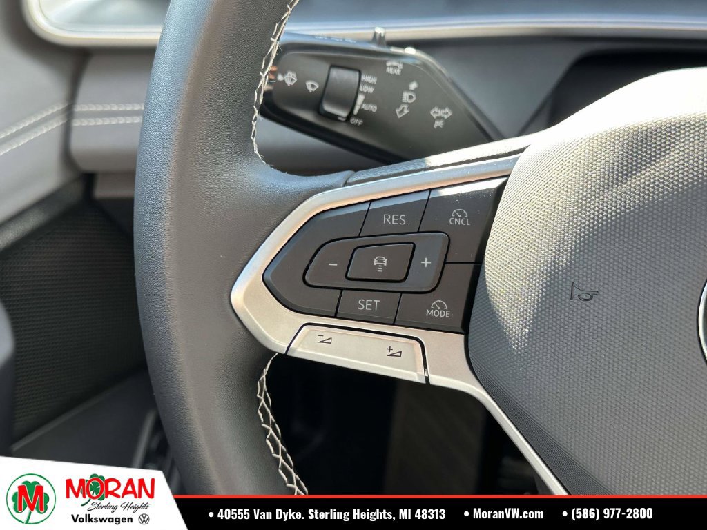 Certified 2026 Volkswagen Tiguan SE w/ Panoramic Sunroof Package FWD image 23