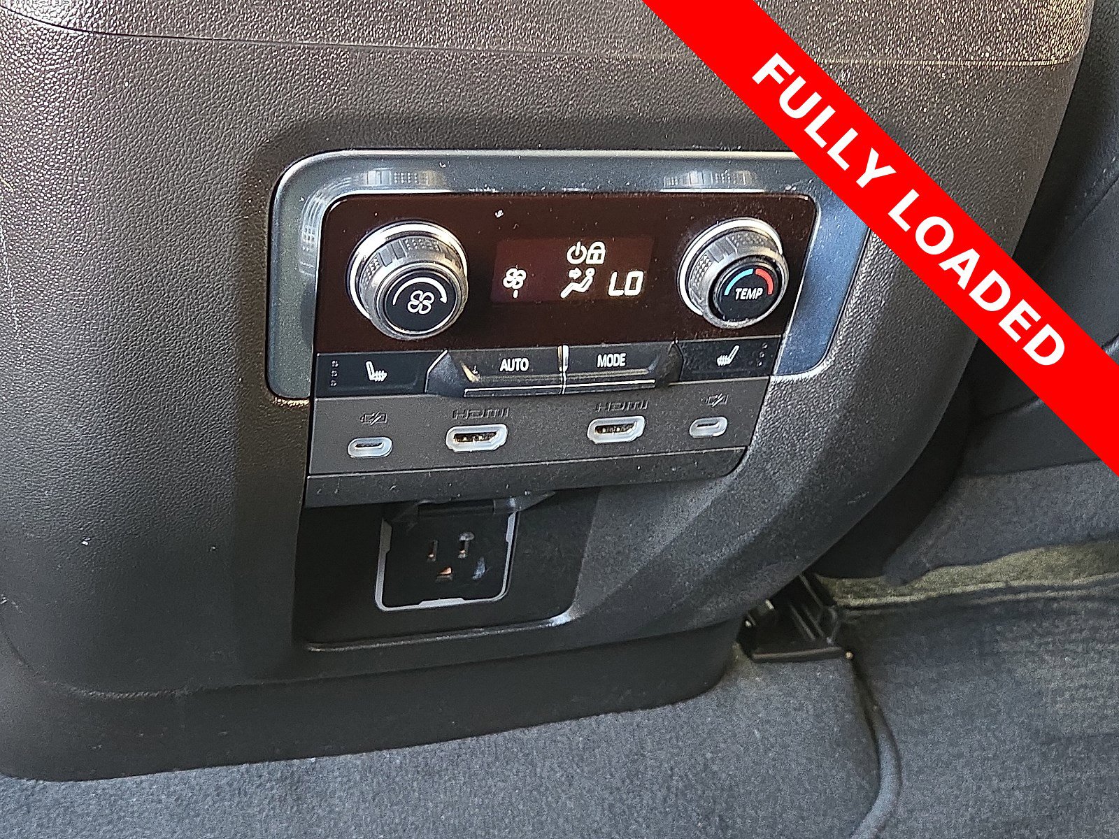 Used 2023 Chevrolet Tahoe Premier image 12