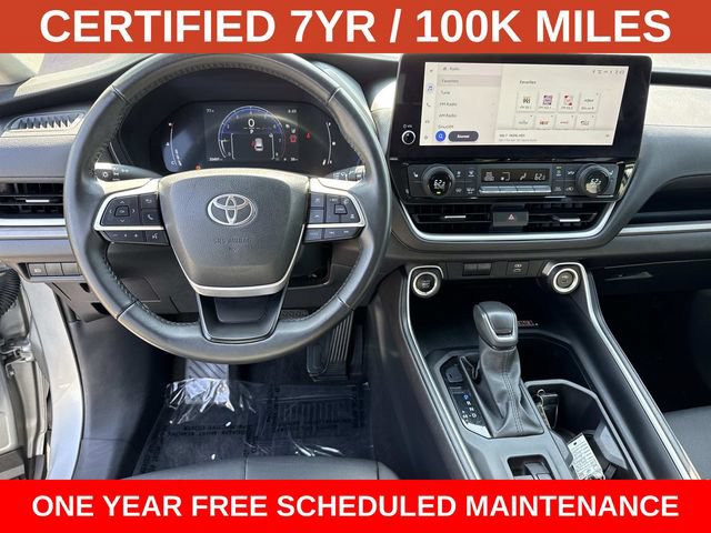 Used 2025 Toyota Grand Highlander FWD image 17