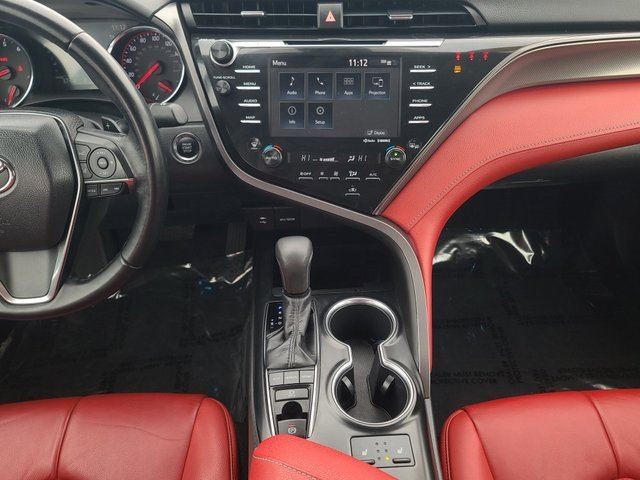 Used 2019 Toyota Camry XSE image 16