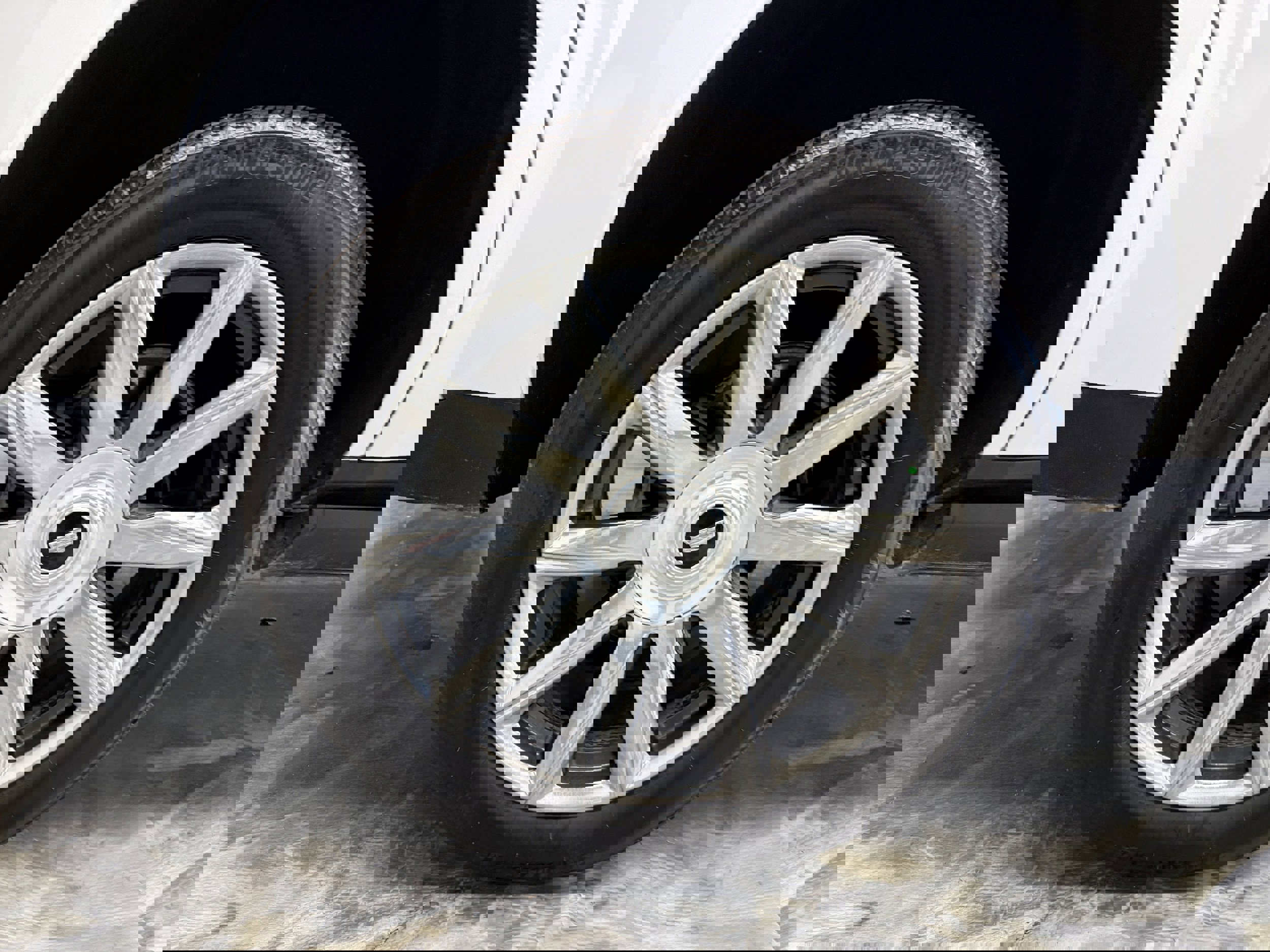 Used 2023 Cadillac Escalade Premium Luxury Platinum AWD/4WD image 33