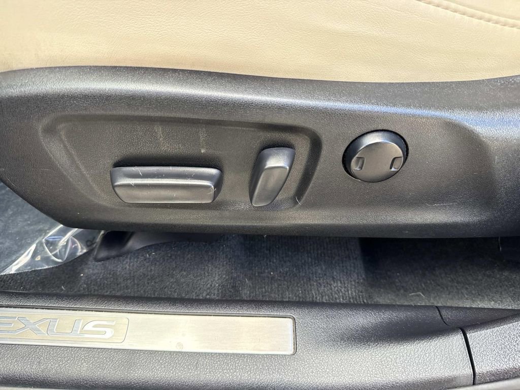 Used 2021 Lexus RX 350 FWD w/ Accessory Package image 25