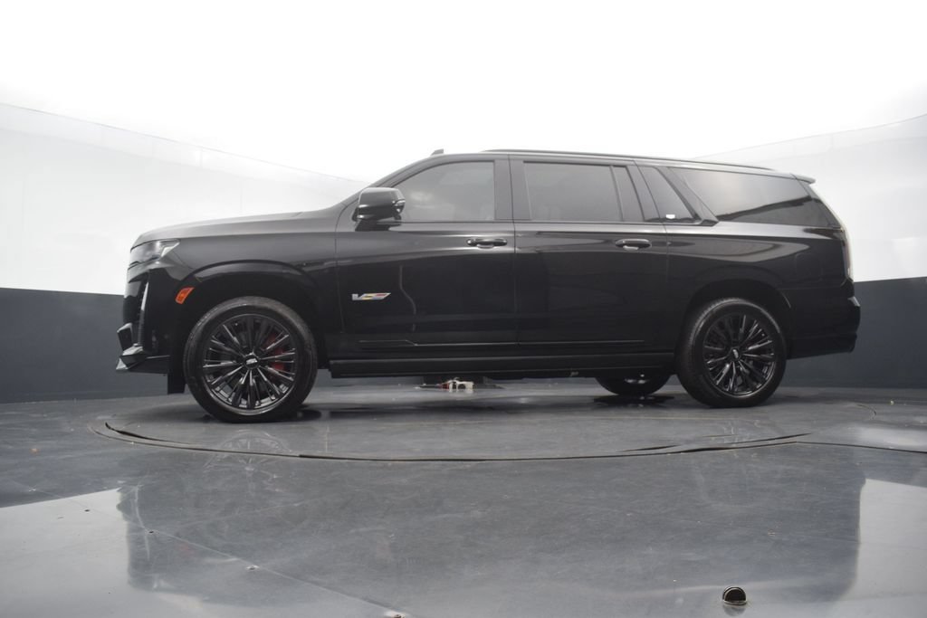 Certified 2023 Cadillac Escalade ESV V w/ Heavy-Duty Trailer Package AWD/4WD image 54