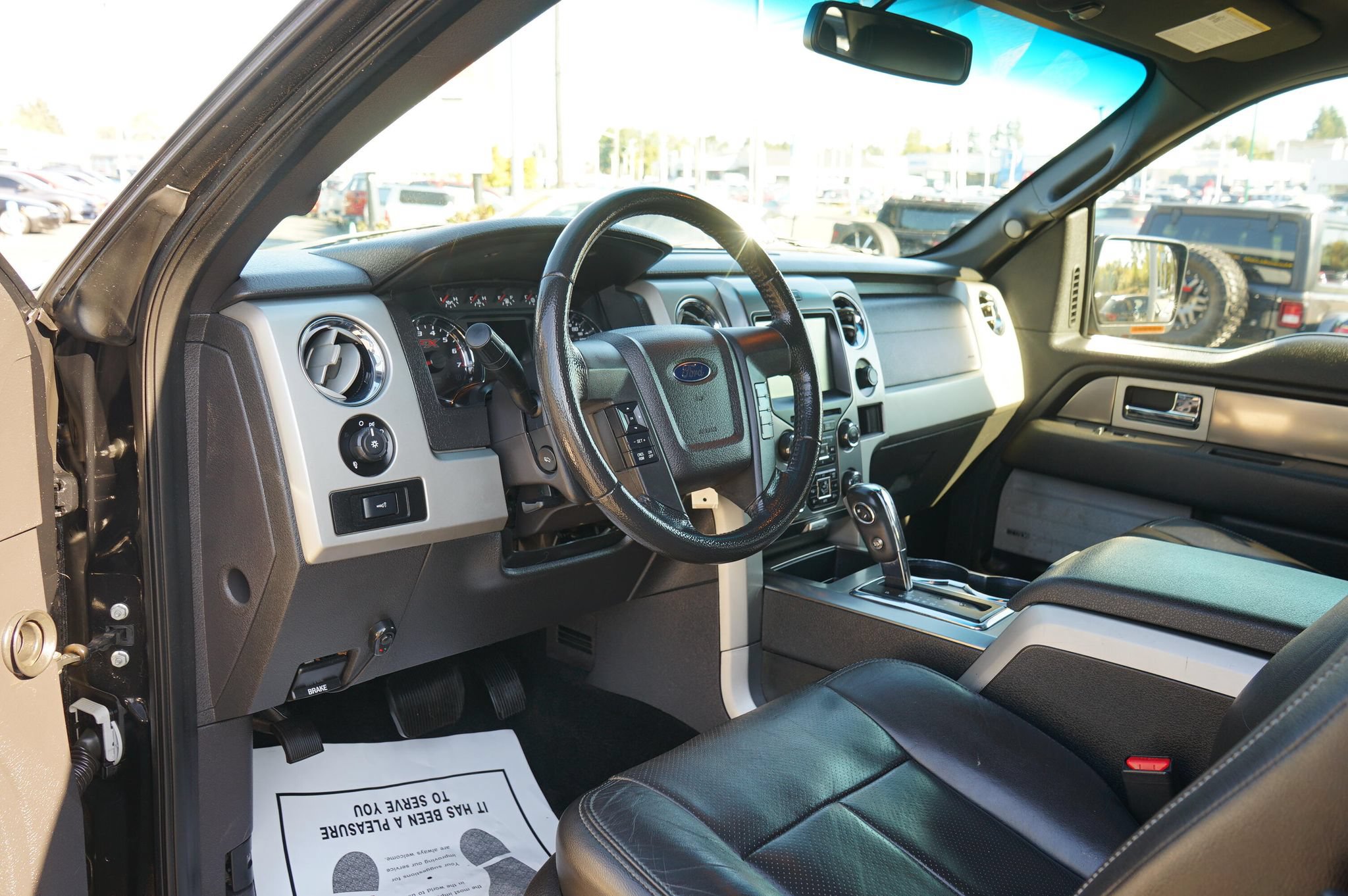 Used 2014 Ford F150 FX4 w/ Equipment Group 402A Luxury AWD/4WD image 24