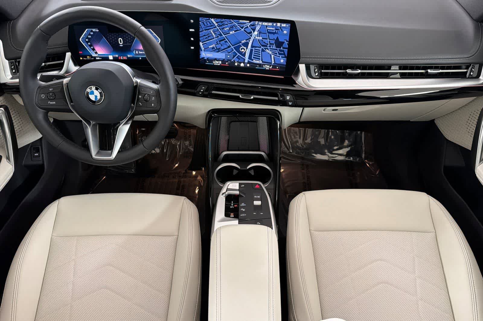 New 2026 BMW X1 xDrive28i w/ Technology Package AWD/4WD image 3