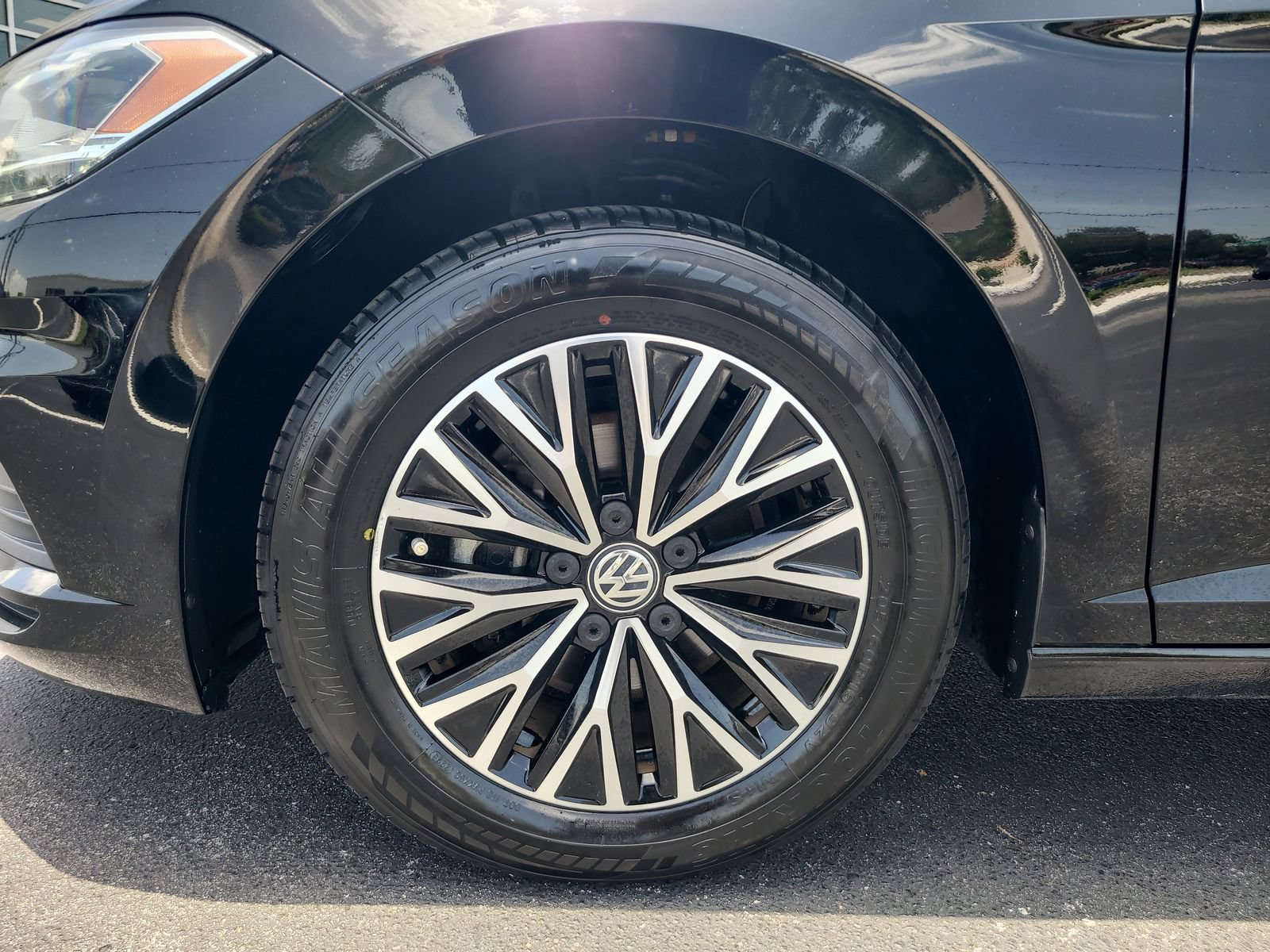 Used 2019 Volkswagen Jetta SE w/ Cold Weather Package FWD image 7