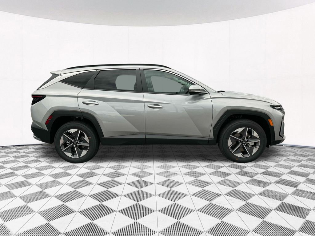 Used 2025 Hyundai Tucson SEL AWD/4WD image 13