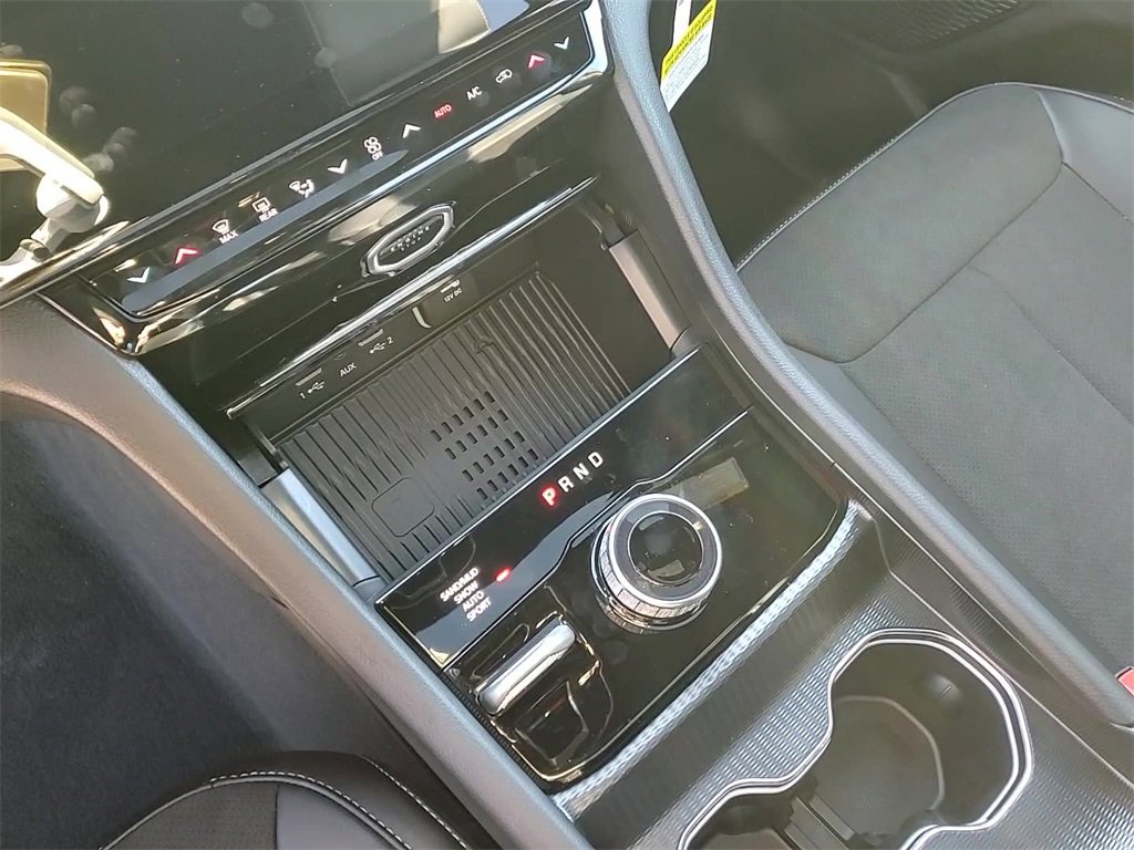 New 2026 Jeep Grand Cherokee Altitude image 17