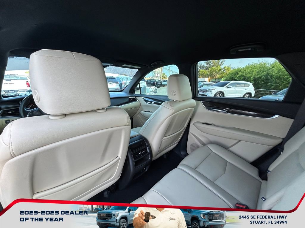 Used 2018 Cadillac XT5 FWD image 12