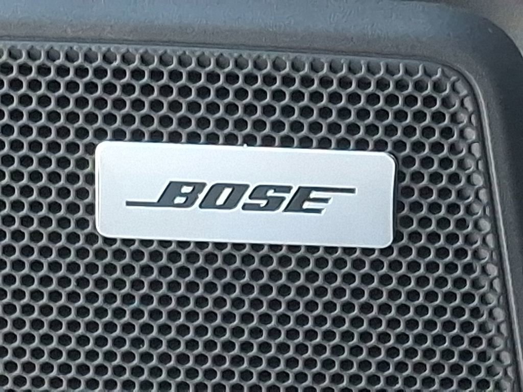 Certified 2025 Porsche Macan image 31