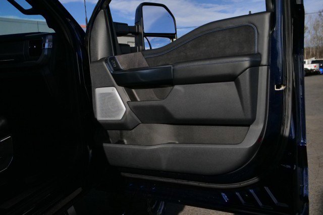 Used 2025 Ford F450 Platinum w/ FX4 Off-Road Package image 59