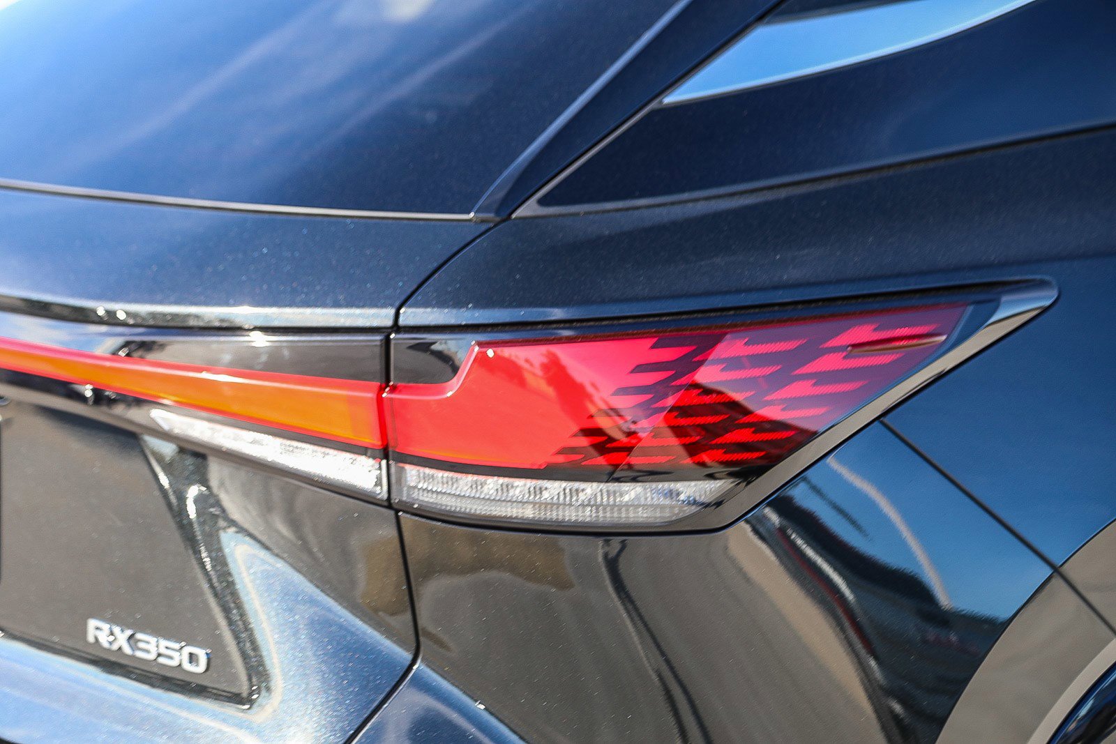 Used 2024 Lexus RX 350 Premium w/ Accessory Package (Z1) image 9