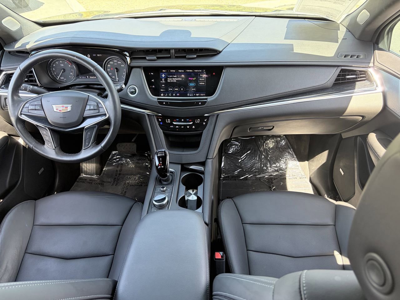 Certified 2024 Cadillac XT5 Premium Luxury w/ Technology Package FWD image 16