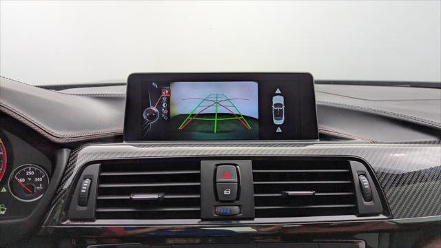 Used 2015 BMW M4 Convertible image 23