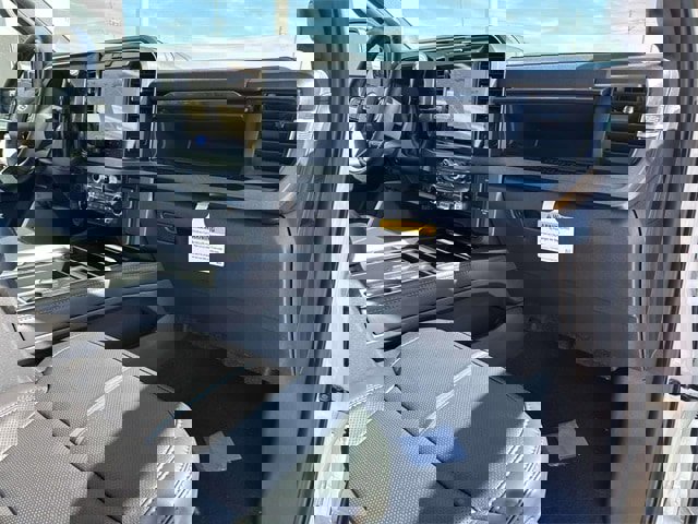 New 2026 Ford F250 Platinum image 13