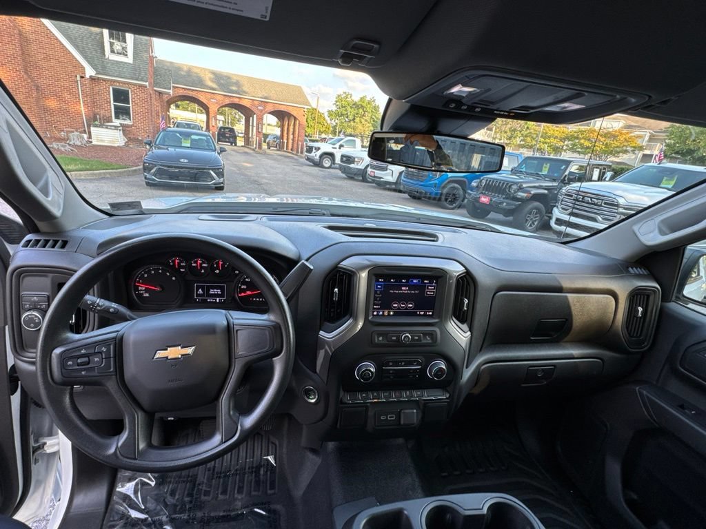 Used 2025 Chevrolet Silverado 1500 W/T RWD image 14