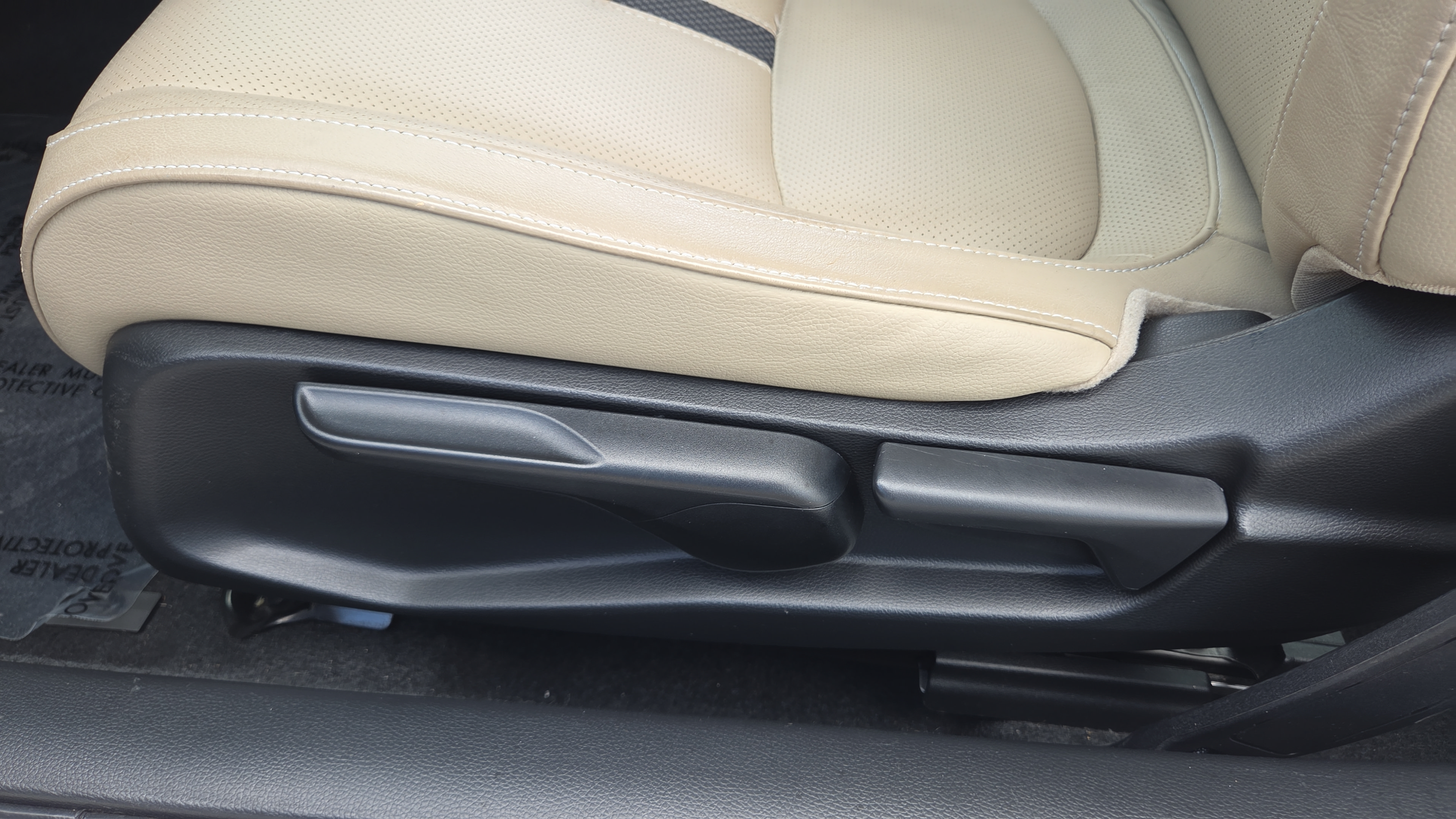 Certified 2019 Honda Civic Touring image 10