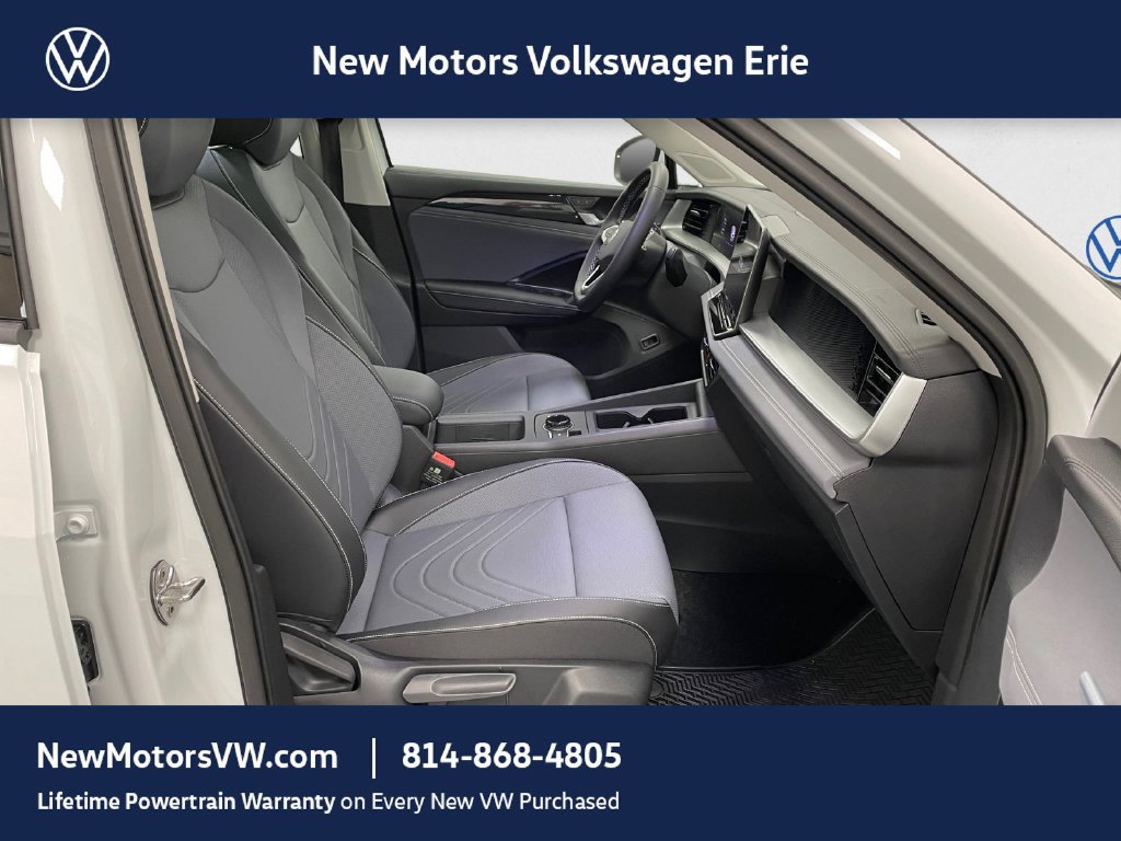 New 2026 Volkswagen Tiguan SE AWD/4WD image 13