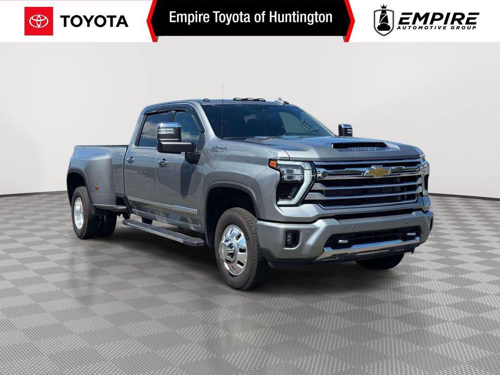 Used 2025 Chevrolet Silverado 3500 High Country AWD/4WD 360° Tour