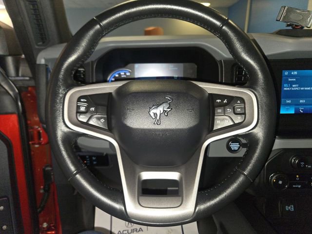 Used 2023 Ford Bronco Black Diamond image 14