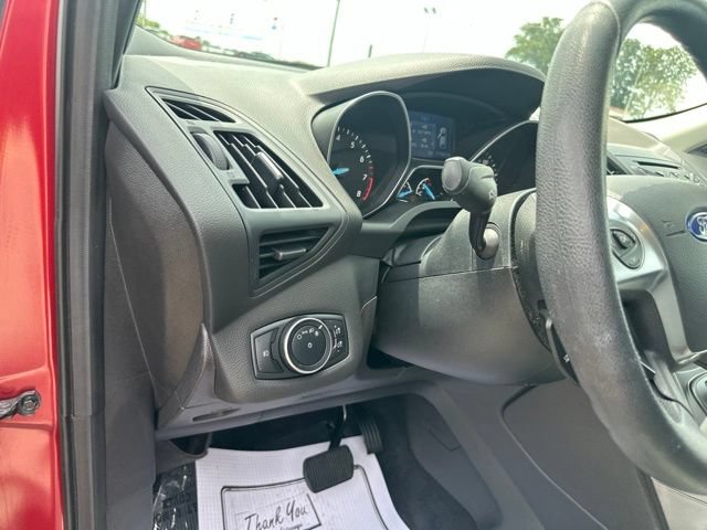Used 2015 Ford Escape SE FWD image 35